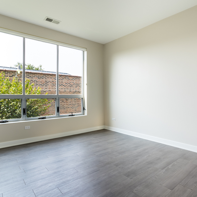 Mode Logan Square - Spacious Luxury Apartment